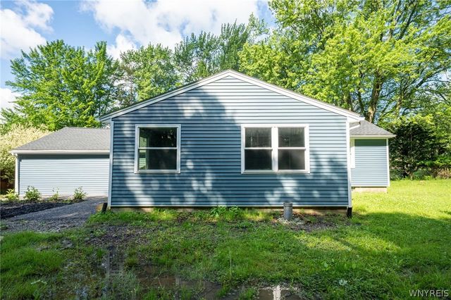 8669 Sisson Highway, Eden, NY 14057