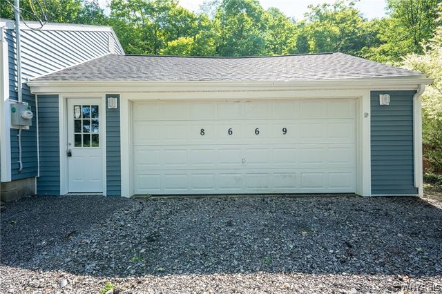 8669 Sisson Highway, Eden, NY 14057