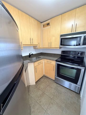 300 Riverfront Drive 14-G, Detroit, MI 48226