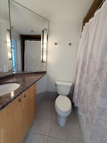 300 Riverfront Drive 14-G, Detroit, MI 48226