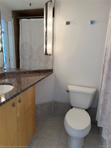 300 Riverfront Drive 14-G, Detroit, MI 48226