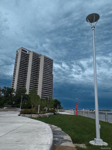 300 Riverfront Drive 14-G, Detroit, MI 48226