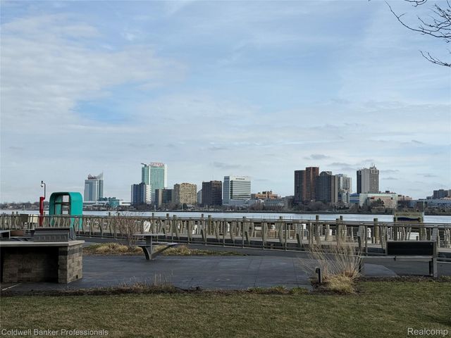 300 Riverfront Drive 14-G, Detroit, MI 48226