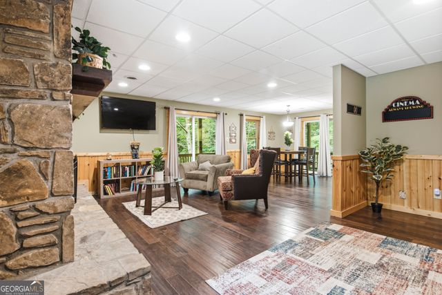 35 Laurel Ridge Drive, Ellijay, GA 30536