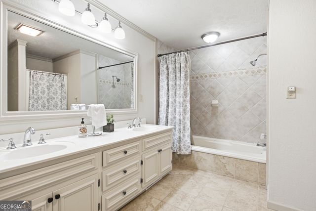 35 Laurel Ridge Drive, Ellijay, GA 30536