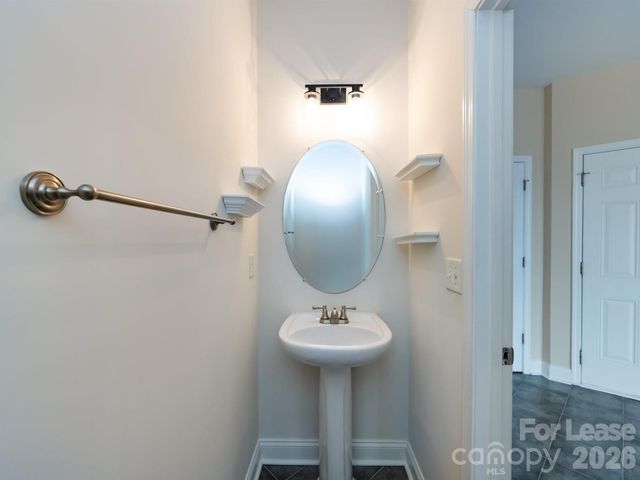 10836 Clark Street, Davidson, NC 28036