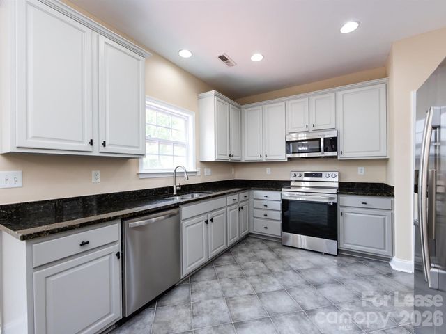 10836 Clark Street, Davidson, NC 28036
