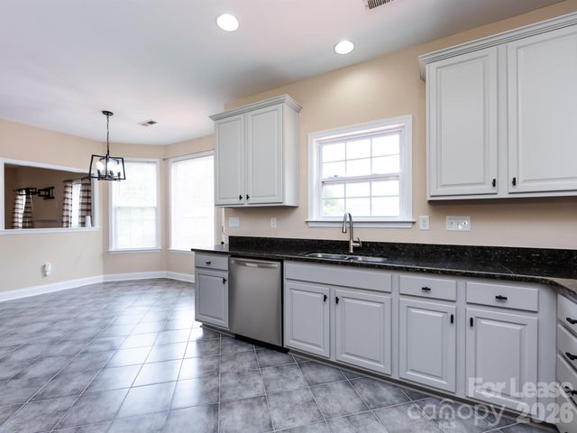 10836 Clark Street, Davidson, NC 28036