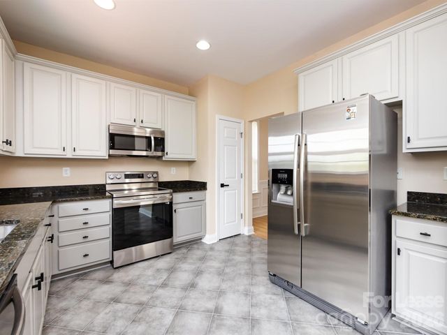 10836 Clark Street, Davidson, NC 28036
