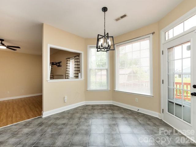 10836 Clark Street, Davidson, NC 28036