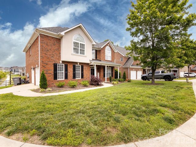 10836 Clark Street, Davidson, NC 28036