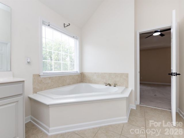 10836 Clark Street, Davidson, NC 28036