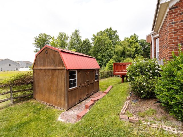 10836 Clark Street, Davidson, NC 28036