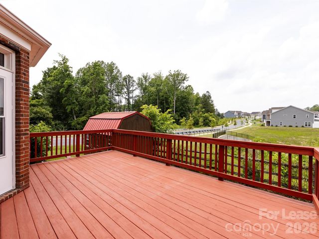 10836 Clark Street, Davidson, NC 28036