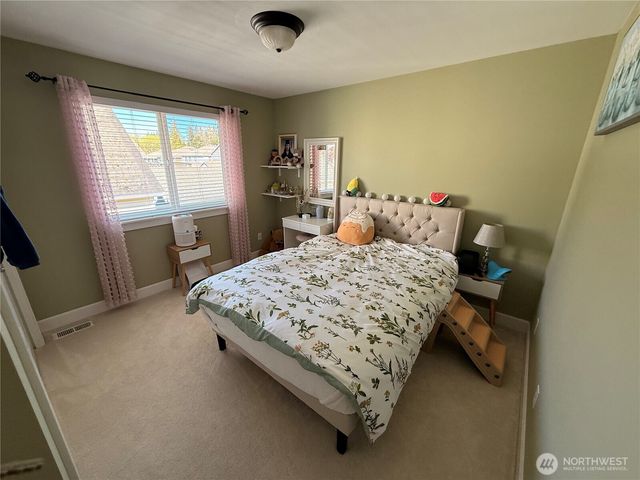 6315 122nd Street Ct E, Puyallup, WA 98373