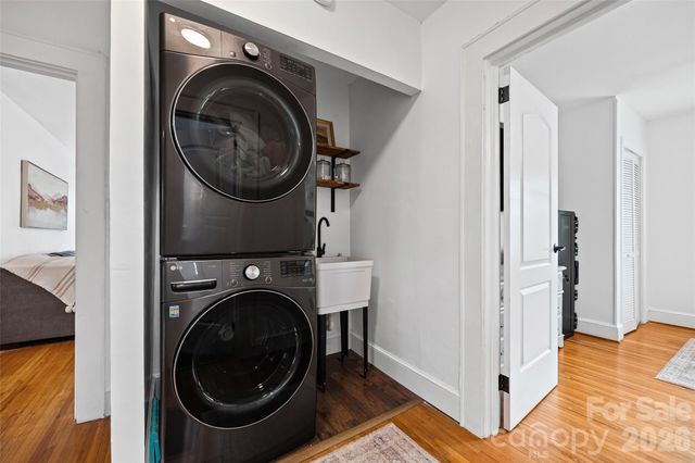 110 W Henry Street, Belmont, NC 28012