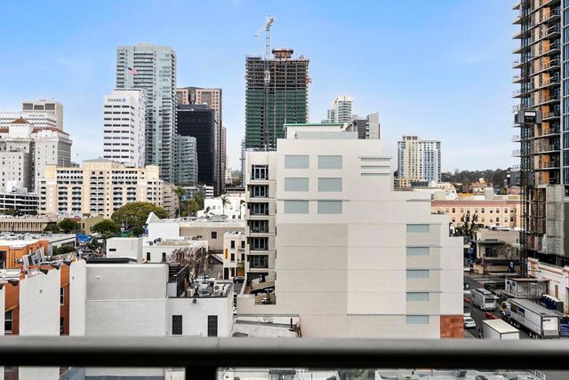 800 The Mark Ln 803, San Diego, CA 92101