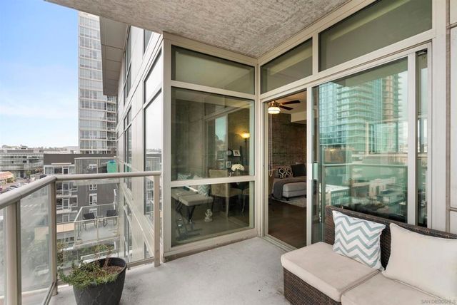 800 The Mark Ln 803, San Diego, CA 92101