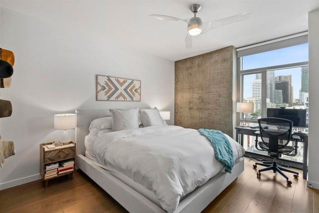 800 The Mark Ln 803, San Diego, CA 92101