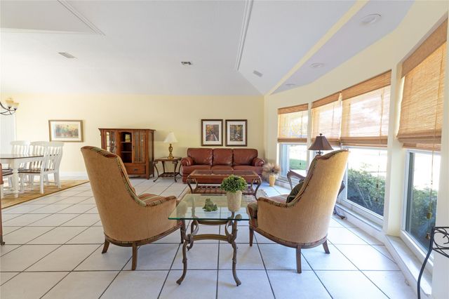 1036 Orchid Oak Dr, Vero Beach, FL 32963