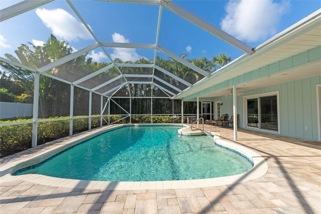 1036 Orchid Oak Dr, Vero Beach, FL 32963