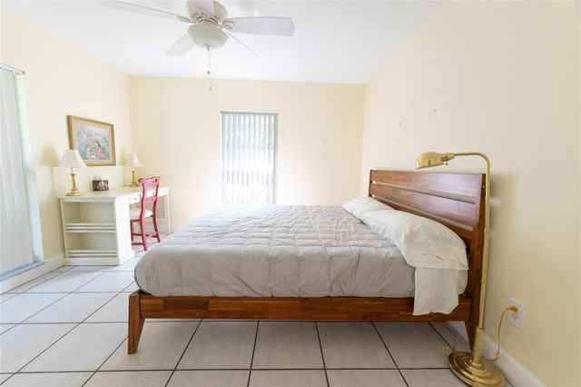 1036 Orchid Oak Dr, Vero Beach, FL 32963