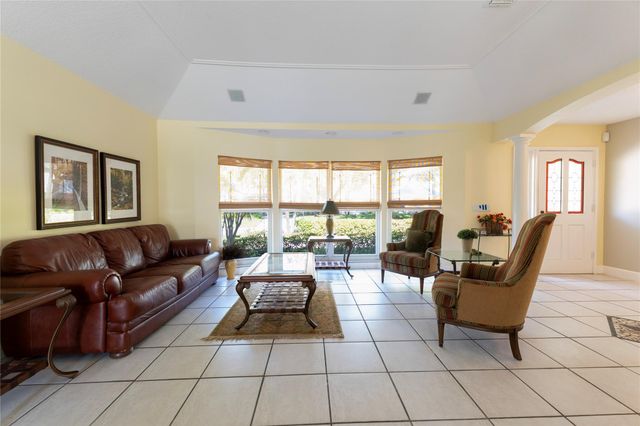 1036 Orchid Oak Dr, Vero Beach, FL 32963