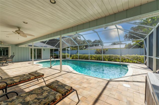 1036 Orchid Oak Dr, Vero Beach, FL 32963