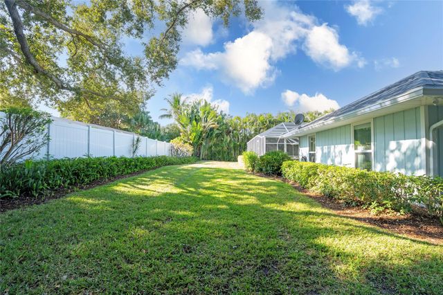 1036 Orchid Oak Dr, Vero Beach, FL 32963