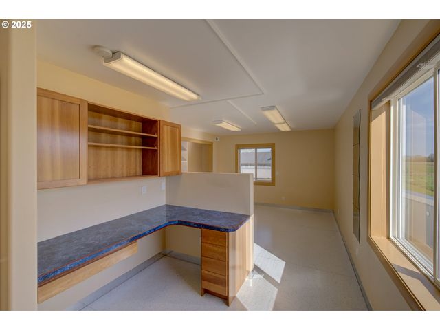 6804 CHATTAM Way, Ilwaco, WA 98624