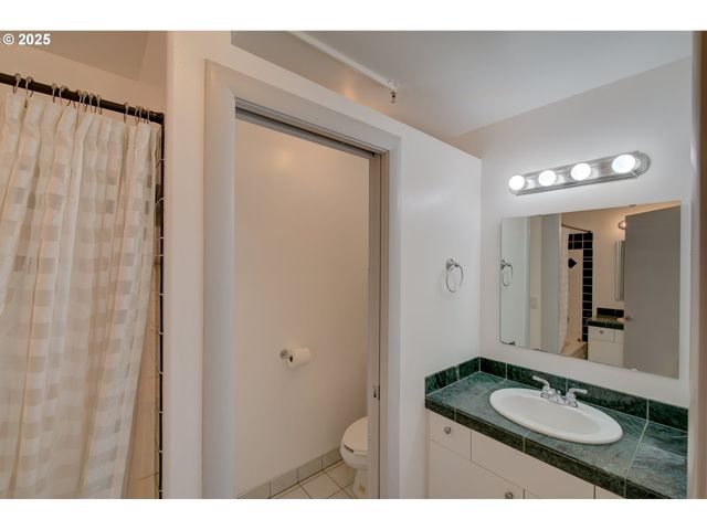 6804 CHATTAM Way, Ilwaco, WA 98624