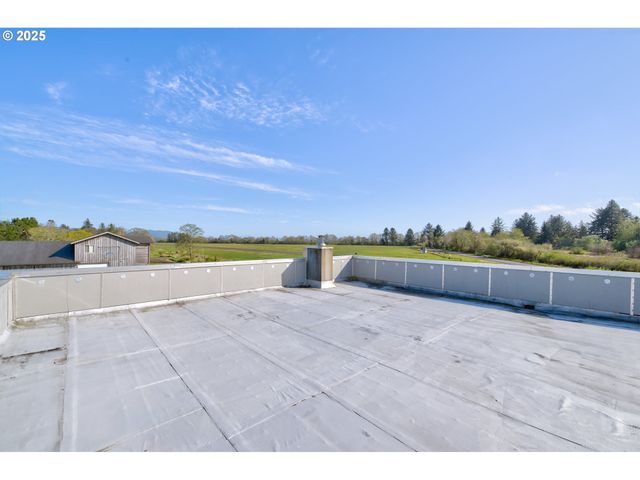6804 CHATTAM Way, Ilwaco, WA 98624
