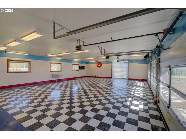 6804 CHATTAM Way, Ilwaco, WA 98624