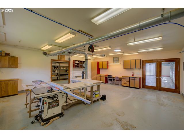 6804 CHATTAM Way, Ilwaco, WA 98624