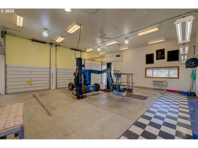 6804 CHATTAM Way, Ilwaco, WA 98624