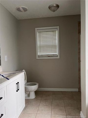 735 Fairfield Circle, Raeford, NC 28376