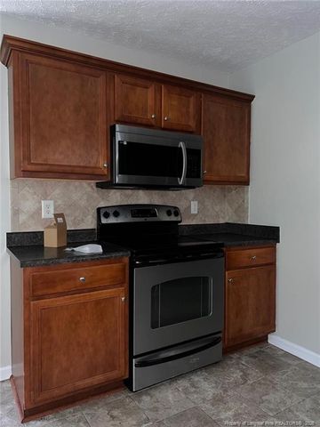 735 Fairfield Circle, Raeford, NC 28376