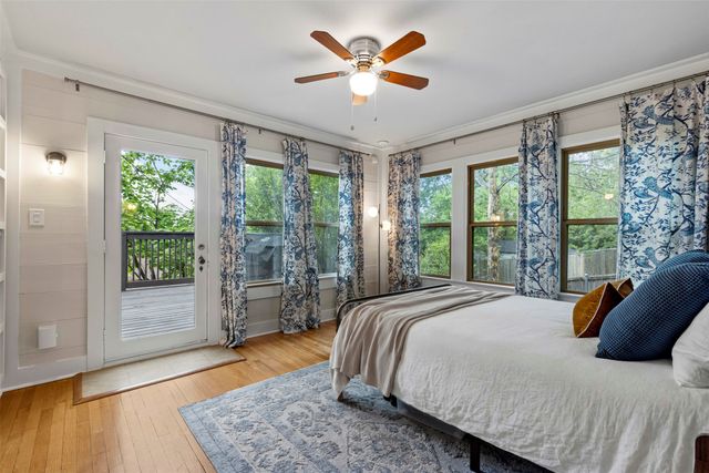 6926 Vivian Avenue, Dallas, TX 75223