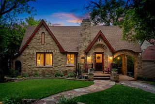 6926 Vivian Avenue, Dallas, TX 75223