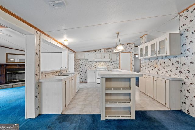 868 S Steel Bridge Road, Eatonton, GA 31024
