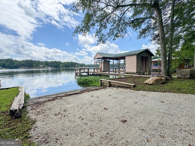 868 S Steel Bridge Road, Eatonton, GA 31024
