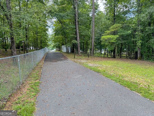 868 S Steel Bridge Road, Eatonton, GA 31024