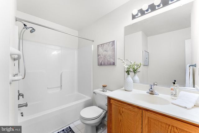 606 ROSE TREE LN, Kennett Square, PA 19348