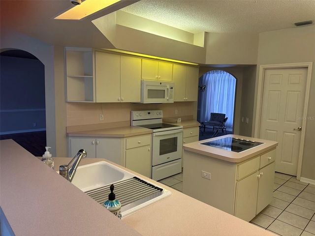 9685 SOUTHERN BELLE DRIVE, Weeki Wachee, FL 34613