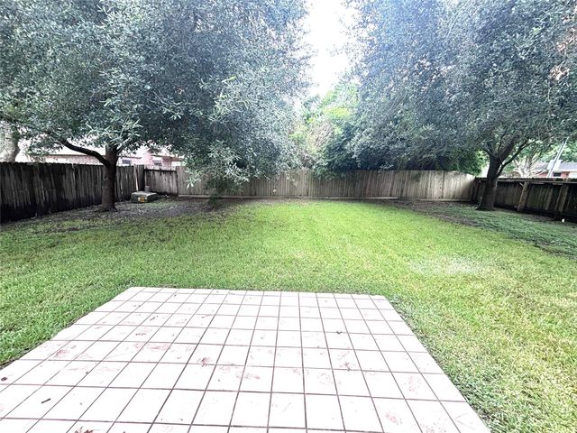 14302 Arborcrest Street, Houston, TX 77062