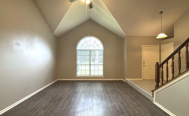 14302 Arborcrest Street, Houston, TX 77062