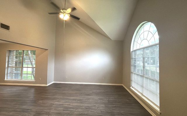 14302 Arborcrest Street, Houston, TX 77062