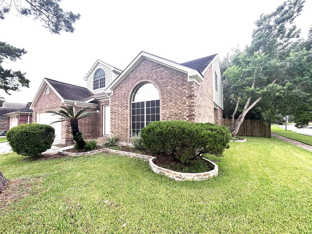 14302 Arborcrest Street, Houston, TX 77062