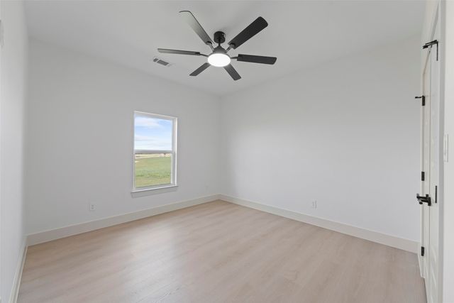 1054 Dixie Estates Way, Whitesboro, TX 76273