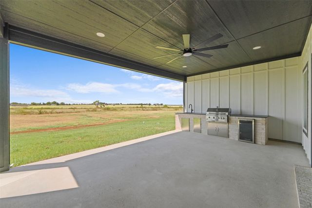 1054 Dixie Estates Way, Whitesboro, TX 76273